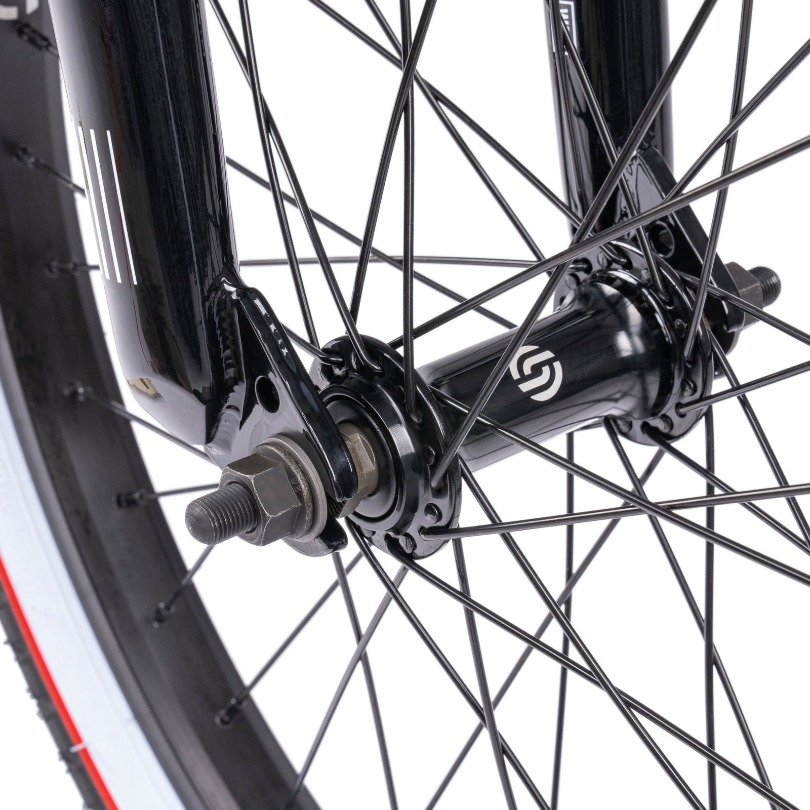 WETHEOPEOPLE NOVA COMPLETE BIKE