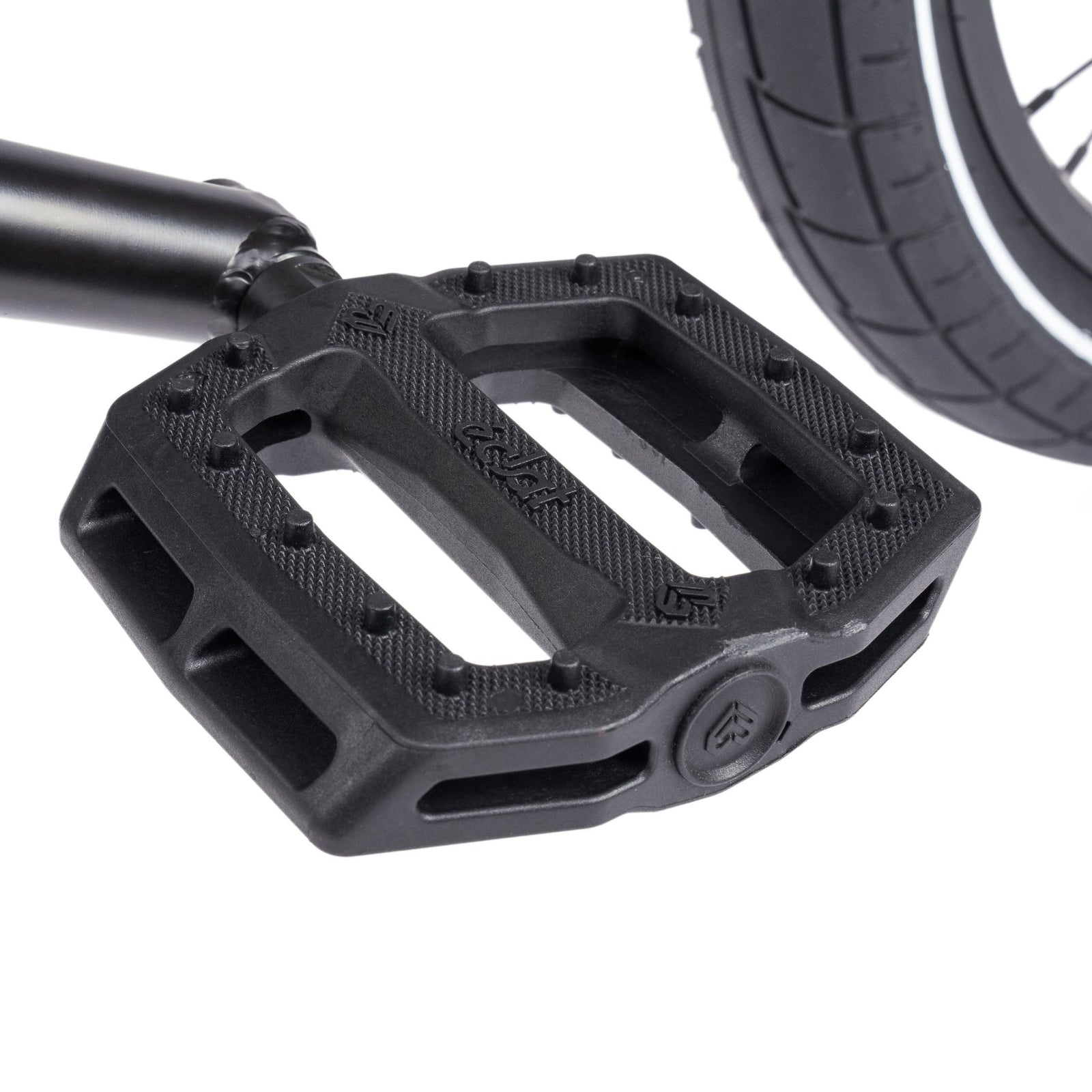 WETHEOPEOPLE NOVA COMPLETE BIKE