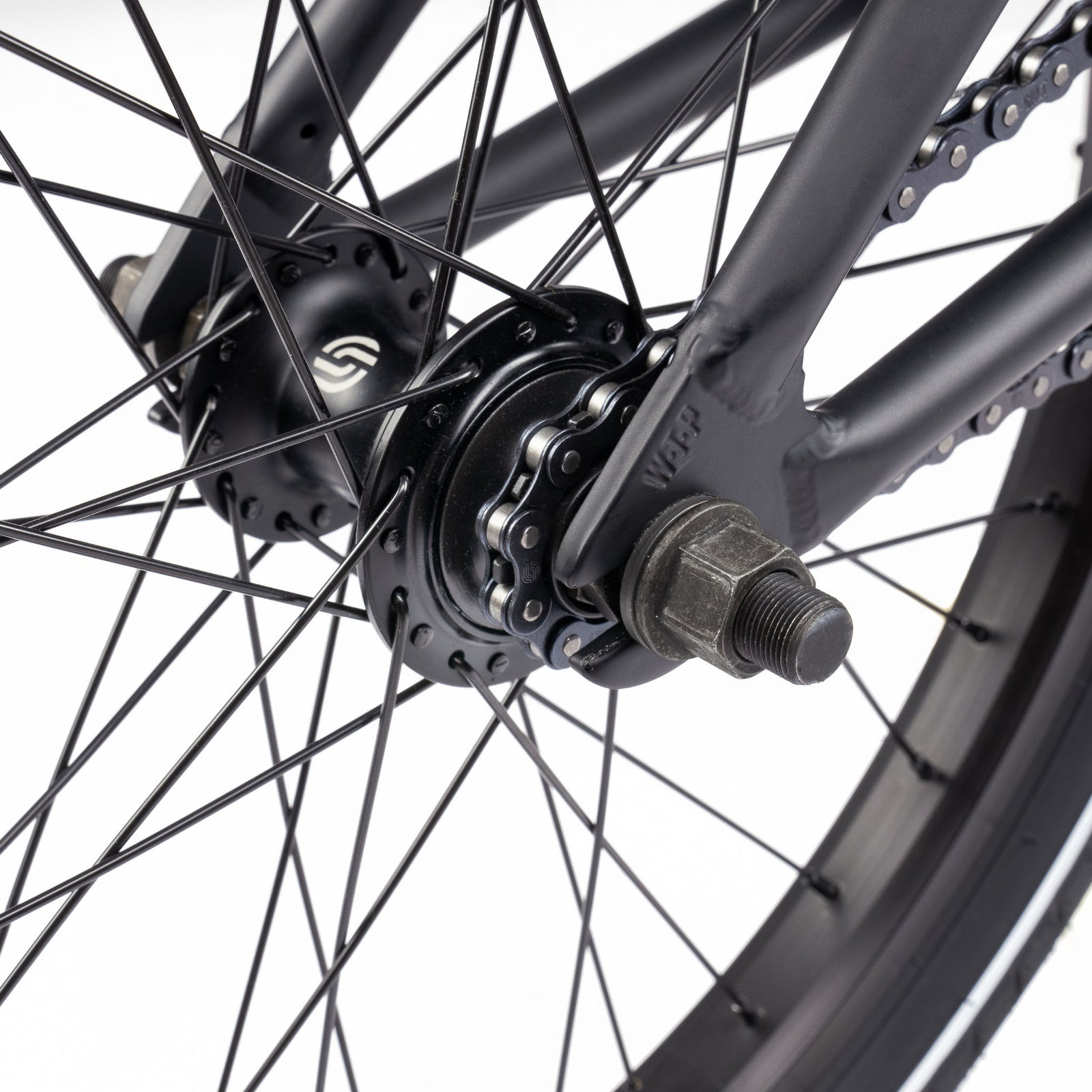 WETHEOPEOPLE NOVA COMPLETE BIKE