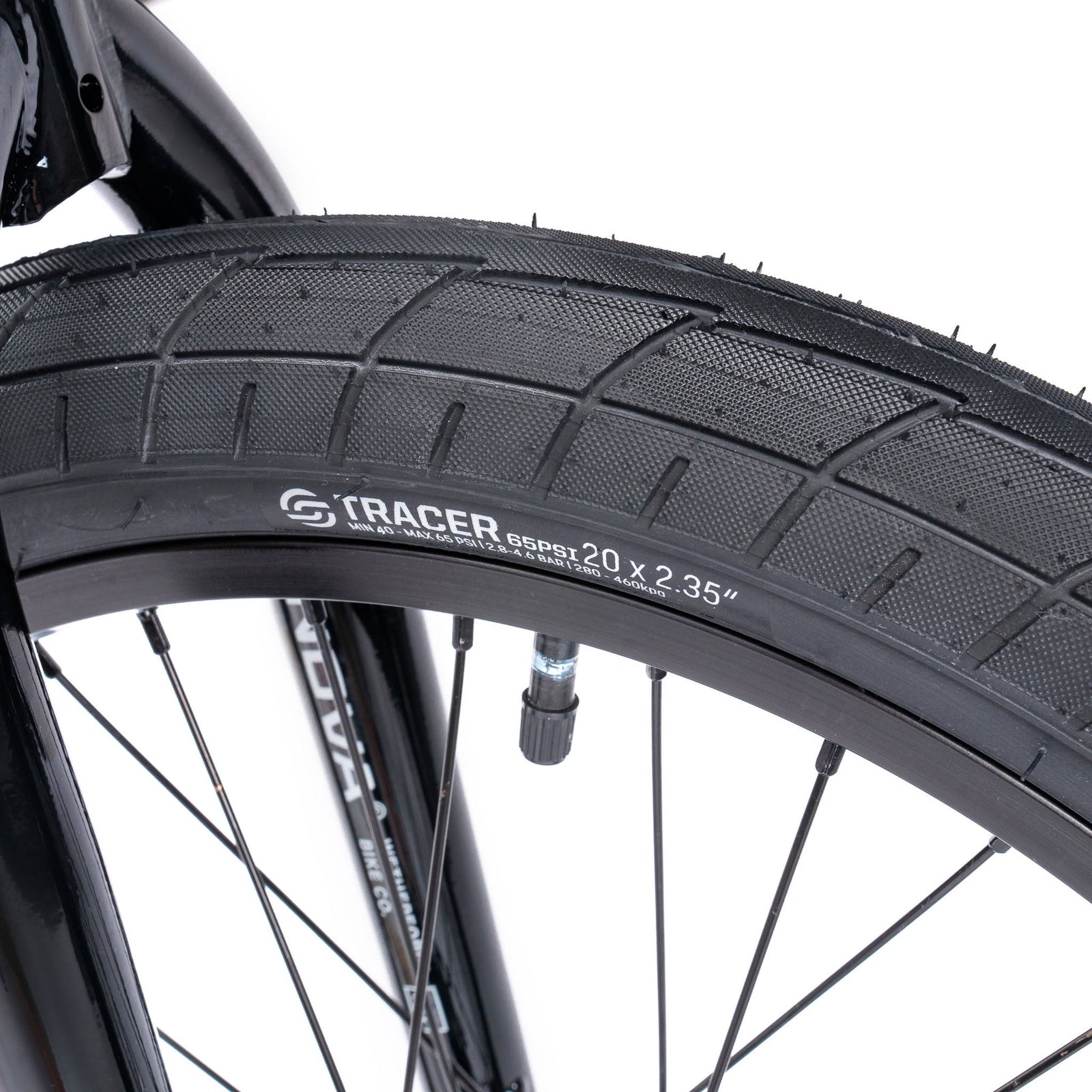 WETHEOPEOPLE NOVA COMPLETE BIKE