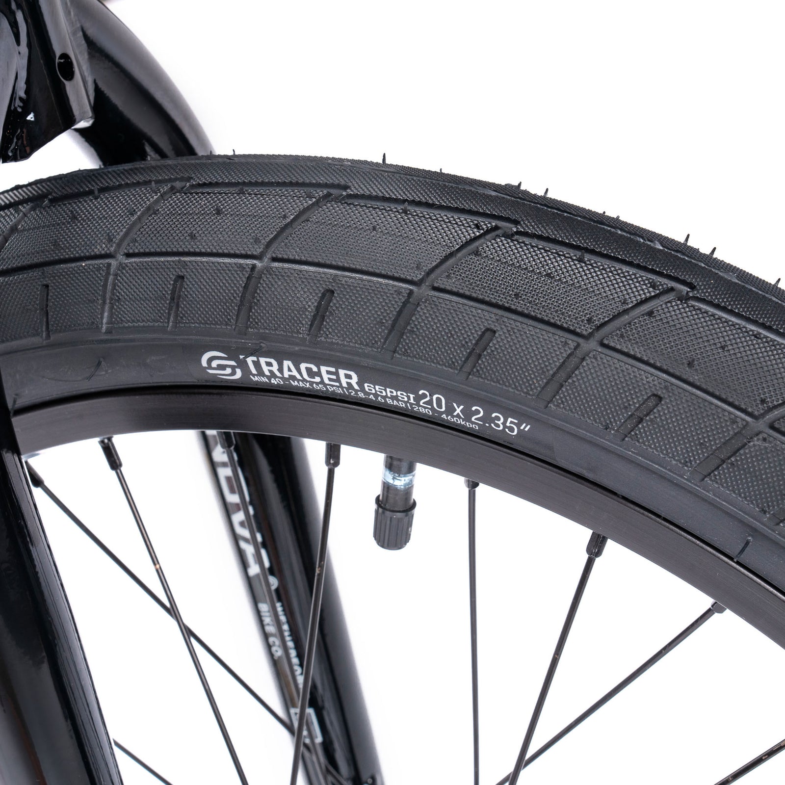 WETHEOPEOPLE NOVA COMPLETE BIKE