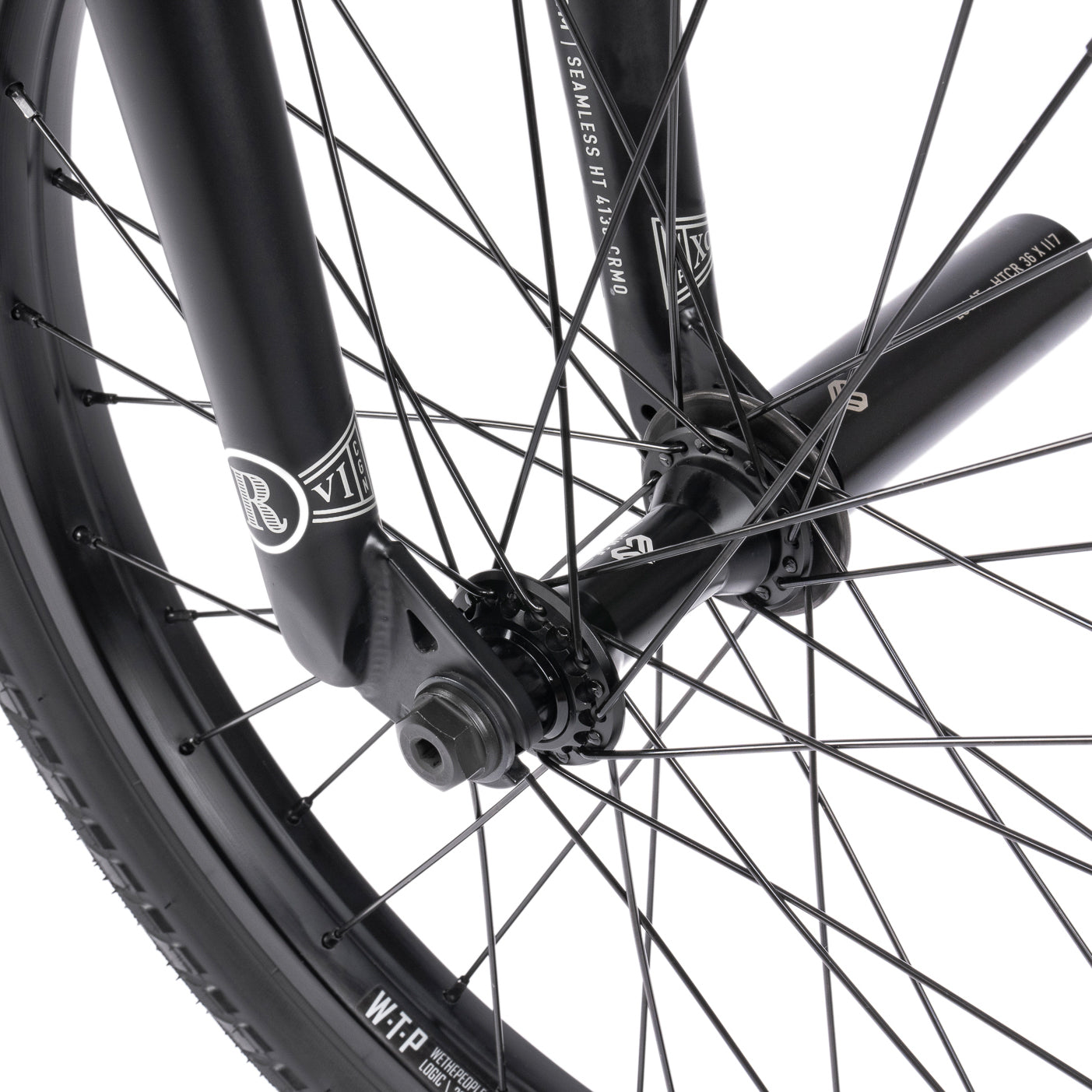 WETHEPEOPLE REVOLVER COMPLETE BIKE