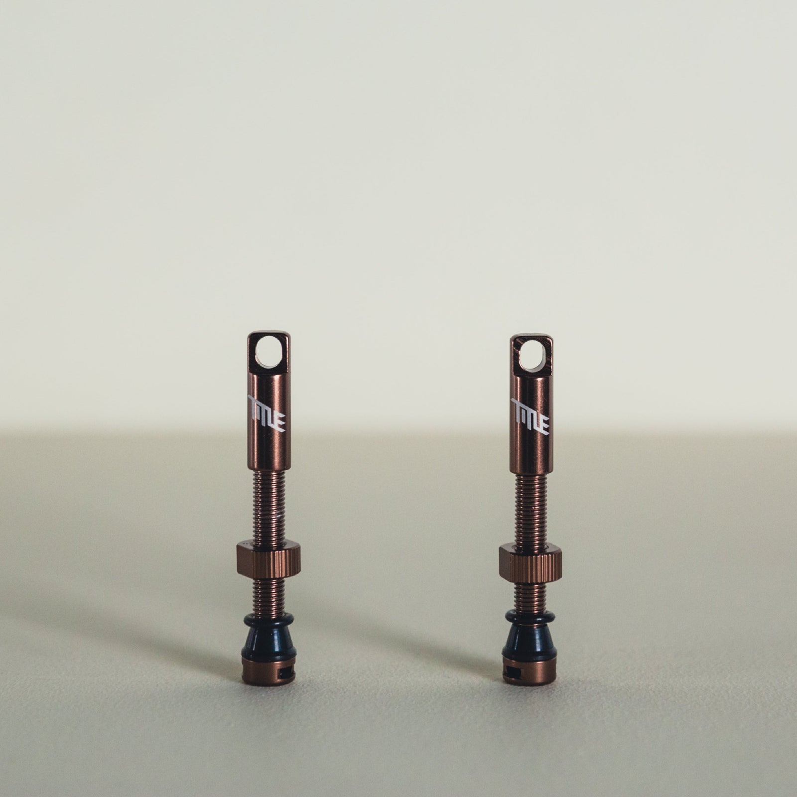 Title Mtb tubeless mountain bike valves bronze