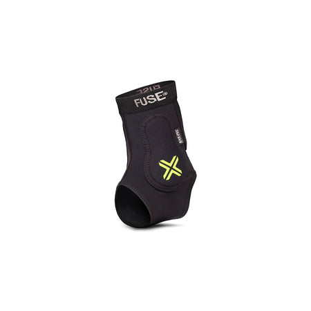 FUSE OMEGA PRO ANKLE GUARD (BLACK/BLACK)